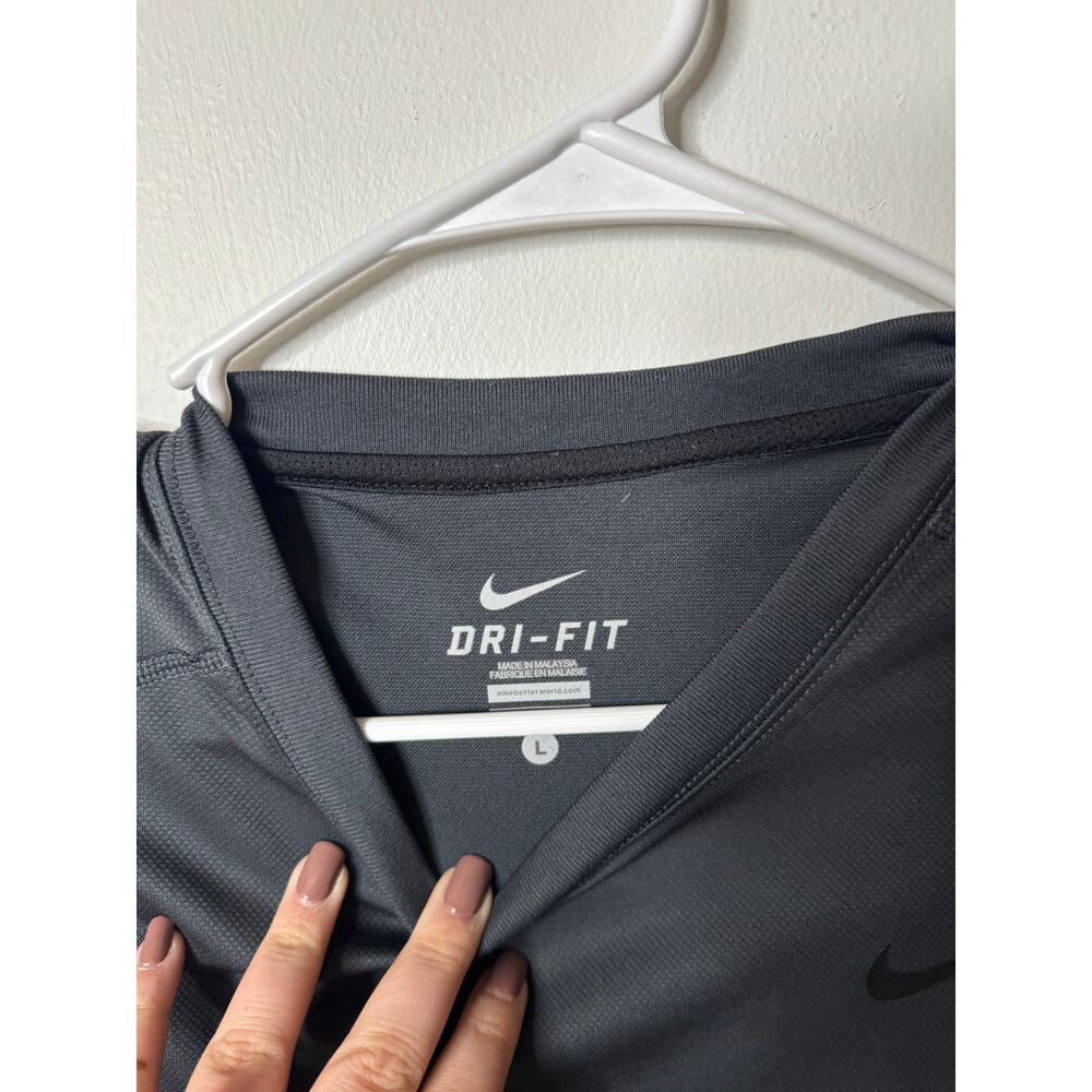 Nike Dri-Fit Sleeveless Athletic Top Gray Workout Shirt Large - Picture 4 of 5